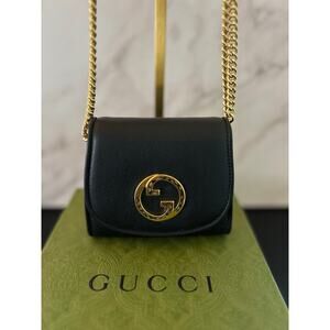 Brand New Gucci Interlocking G Mini Chain Wallet